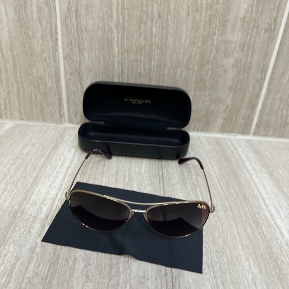 Coach sunglasses and case - Picture 1 of 6